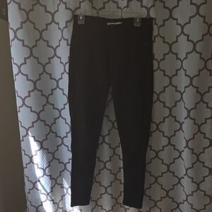 Old Navy Women's Skinny Jeans in Black
